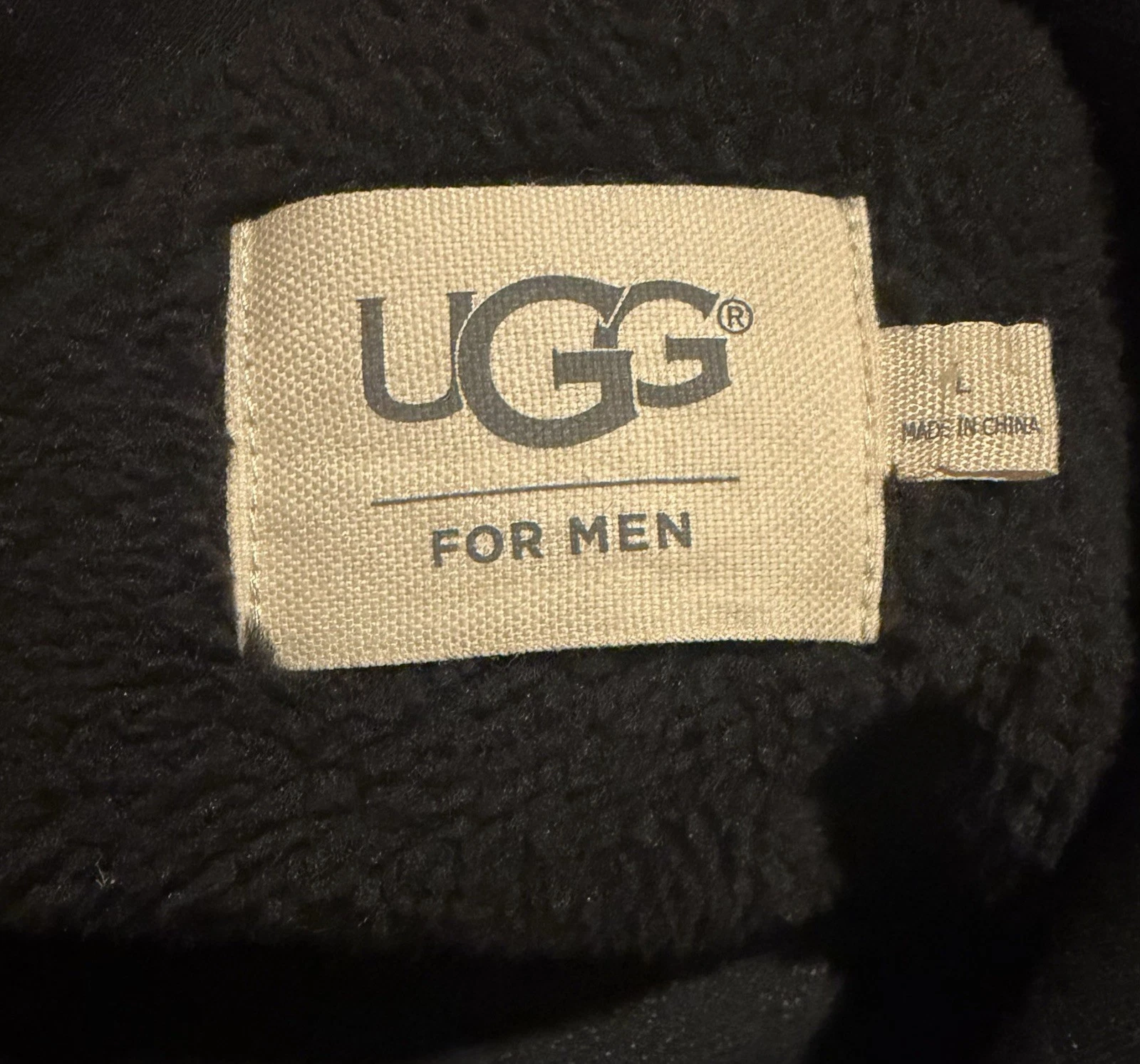 UGG Men's Large Black Button-Front Fleece Lined Jacket - product detail image 3
