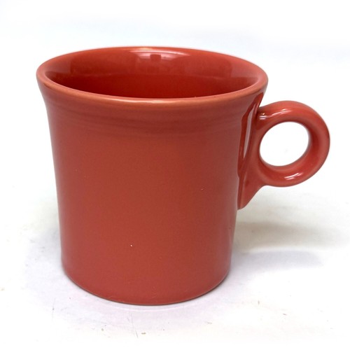 Tazza Homer Laughlin Fiesta 10 once classica manico ad anello in fenicottero in pensione