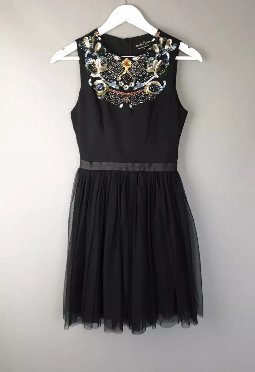 Needle and hotsell thread prom dress