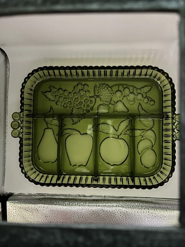 Vintage Indiana Green Glass 5 Part Divided Relish Fruit Design Tray  11" x 9"