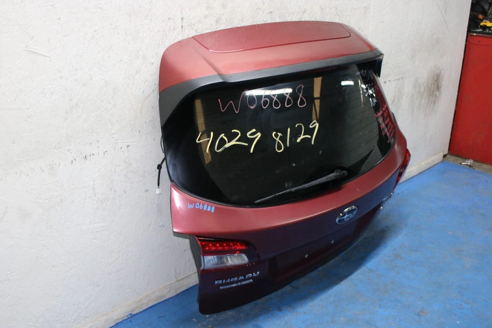 2015 2019 SUBARU OUTBACK REAR LIFT GATE WITH CAMERA ELECTRIC OEM Foto 2 de 4