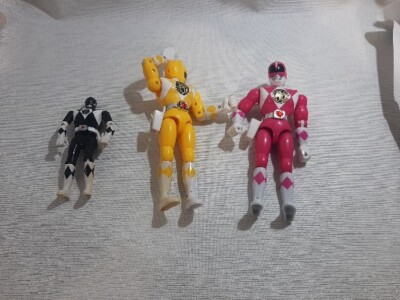 2-1994 Bandai Mighty Morphin Power Rangers 8'' Lot Plus 1 Smaller Figure.