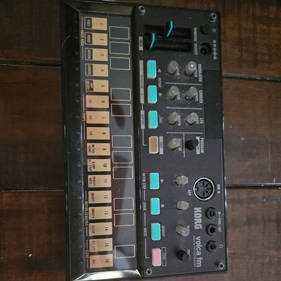 Korg Volca FM Synthesizer with Sequencer