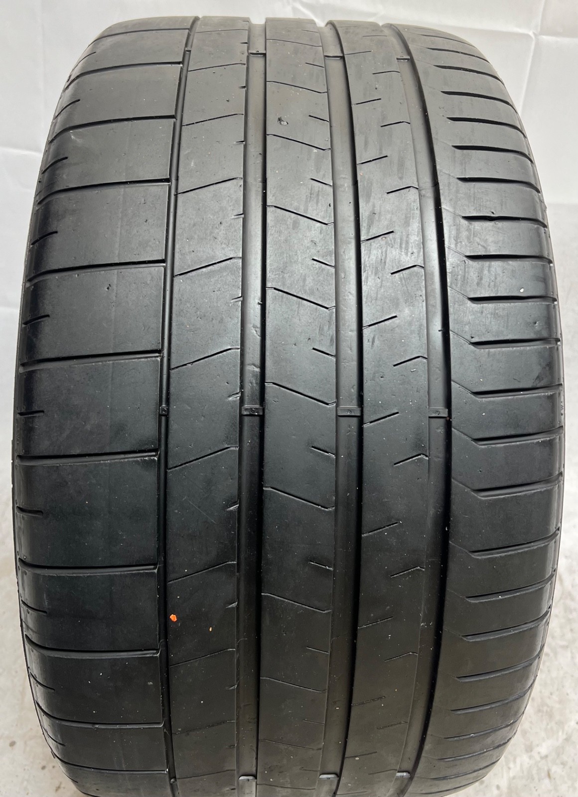 1 - NO REPAIRS 305/30ZR20 XL (103Y) Pirelli P Zero PZ4 (L) Lamborghini - 2039