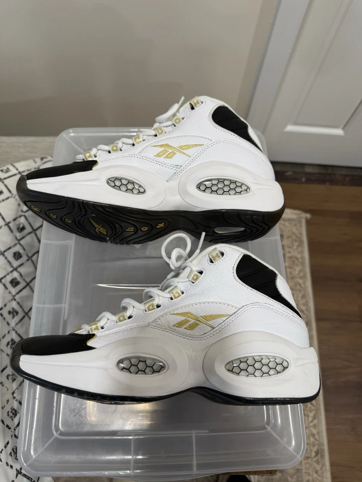 Size 9 - Reebok Question Mid Respect My Shine - Image 2 of 4