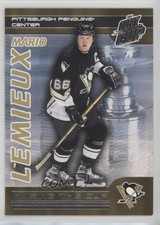 2003-04 Pacific Quest for the Cup Raising the Cup Mario Lemieux #15 HOF 2d8