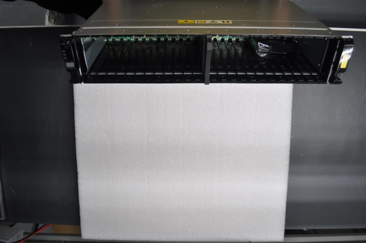 Yumi Hashibaページ 98Y7476 IBM HARDWARE MANAGEMENT CONSOLE FOR IBM DS8880