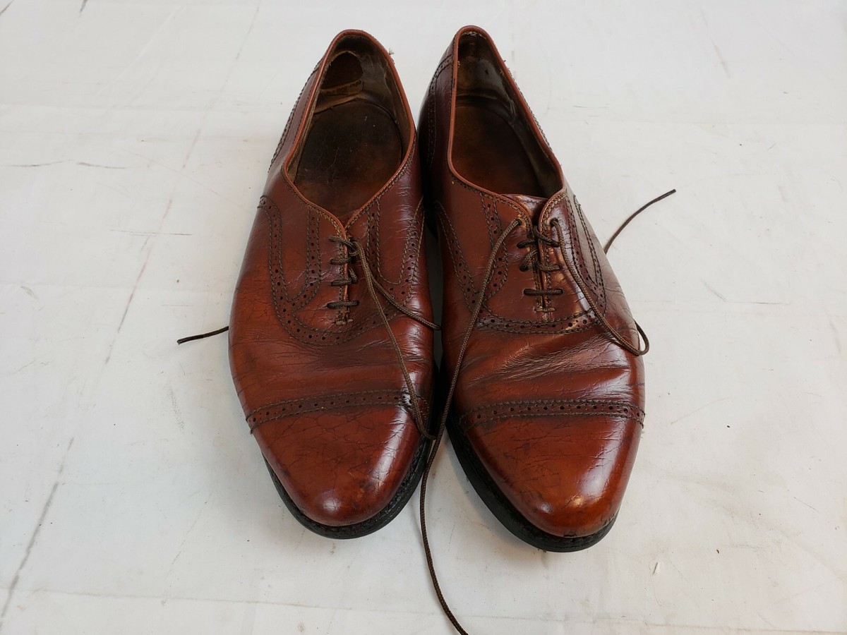 Men’s designer Allen Edmonds leather shoes in great condition size 10 D, medium Allen Edmonds Shoes Mens 10 6111 Lake Forest Black Leather  main image 2