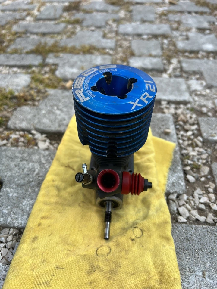 macchina radiocomandata a scoppio - Immagine 2 di 4