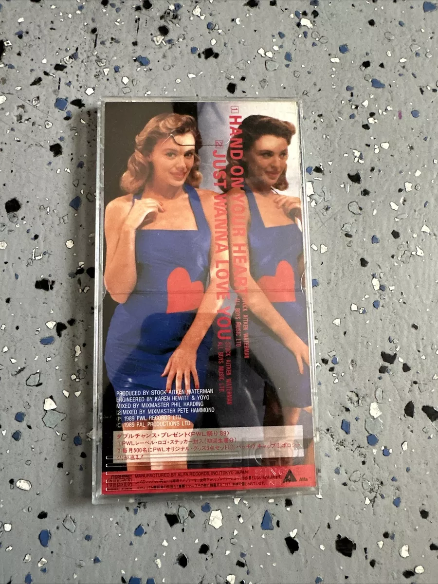 Kylie Minogue Hand on Your Heart 3 Inch Mini CD Single 09B3-44