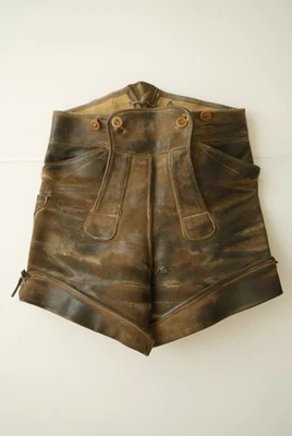 Kurze 40/50er Lederhose Knopflatz extrem verspeckt Flicken leicht sterrig Gr.46 - Bild 1 von 4
