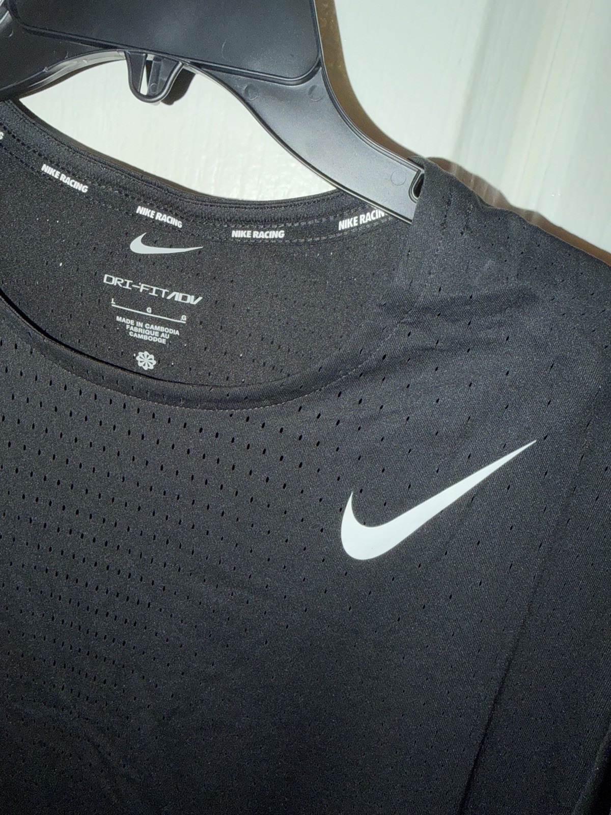 [Large] NEW Men’s Nike Aeroswift Dri-Fit ADV Running Shirt, Black, HJ3377-010 thumbnail 4