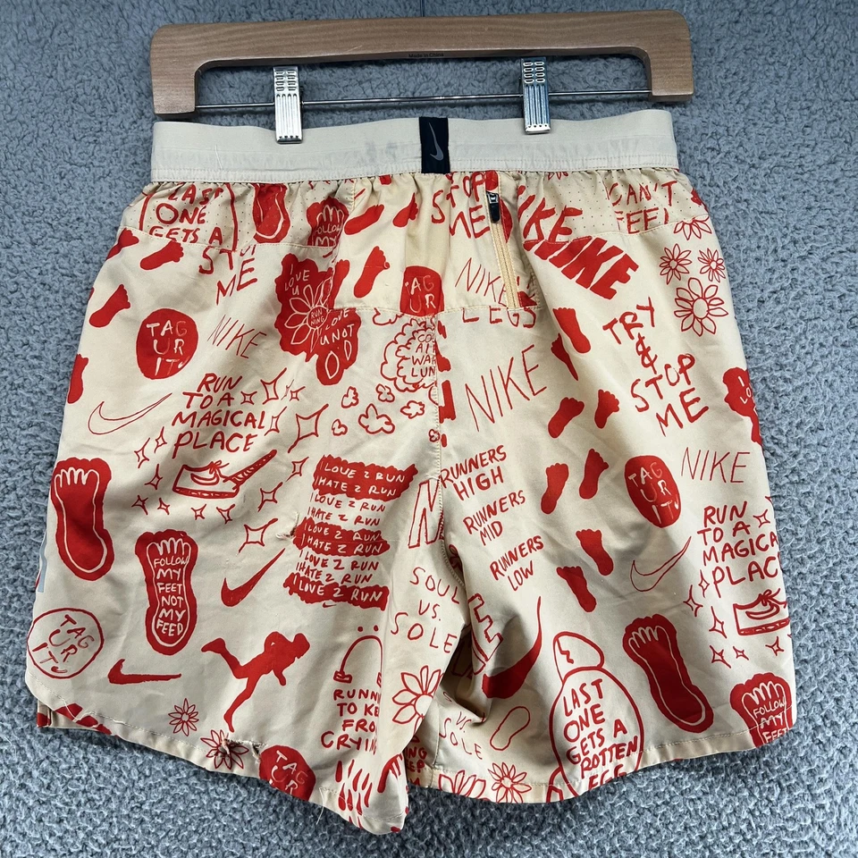 Nike A.I.R. Pantalones Cortos de Correr Nathan Bell Para Hombre Pequeños Rojo Tostado Estampado Gráfico Colaboración Foto 4 de 4
