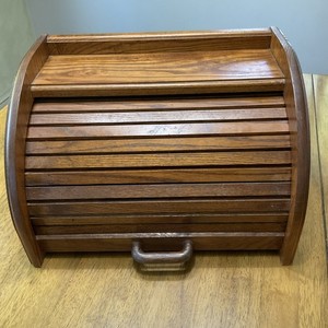 Vintage Wooden Wood Roll Top Bread Box Wooden Handle Farmhouse Country Granny **