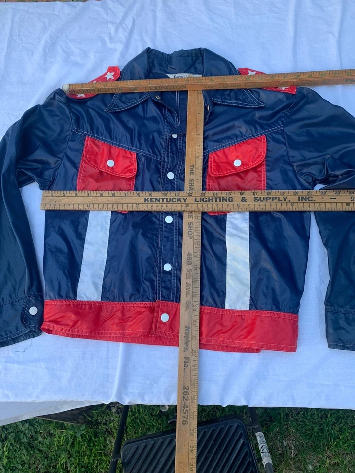 Vintage Mens 1976 Red White Blue Nylon Jacket Large Campus - Image 2 of 4