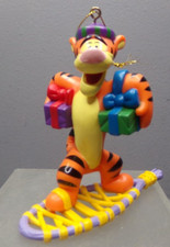 DISNEY RESIN CHRISTMAS ORNAMENT- TIGGER WITH PRESENTS ON SNOWSHOE