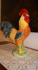 Gallo in ceramica smaltata, colorata con dettagli, soprammobile, made in Italy 