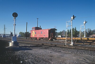 Caboose 999533 in October 1985 at the north end of Belen NM yard 5 x 7 Photo