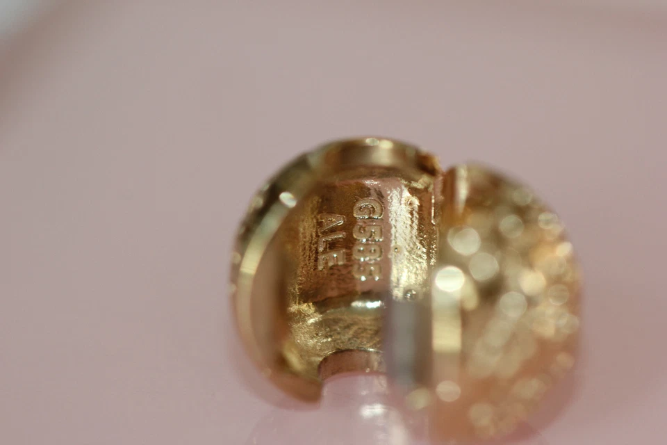 AUTHENTIC NIB PANDORA LUCERNE FLORAL CLIP 14K GOLD CHARM 750818 RETIRED $520 BOX - Image 4 of 4