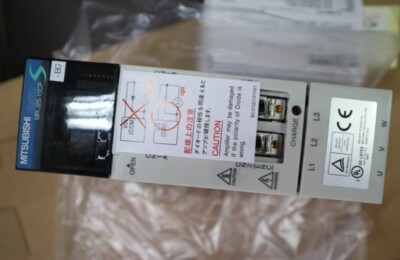NEW MITSUBISHI AC SERVO DRIVER MR-J2S-10CP-EG