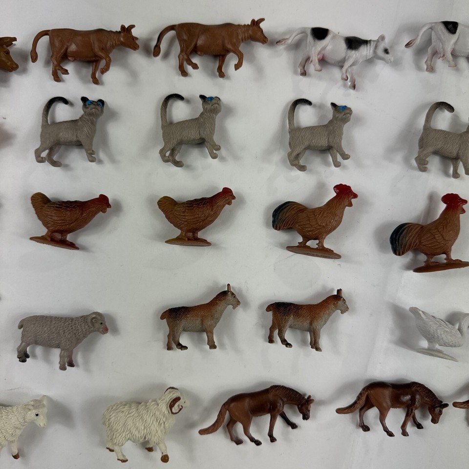 29 Plastic Toy Farm Animals Horse Cow Pig Goat Sheep Chicken Cat Dog