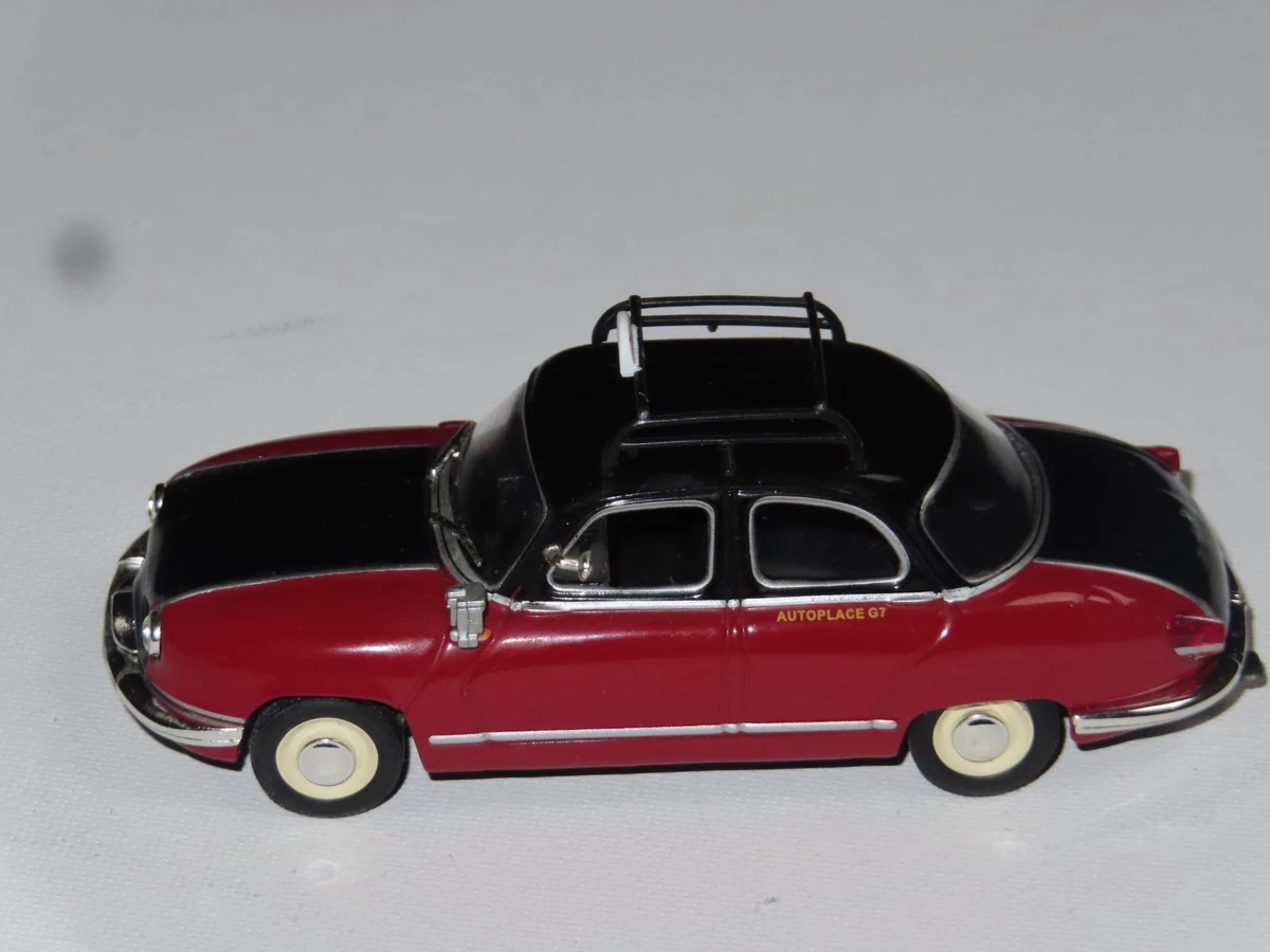 CCC SB 1/43 - Panhard Dyna Z D65 Rouge
