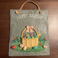 Happy Easter wiszący znak ścienny z koszem i jajkami wielokolorowy skórzany wieszak