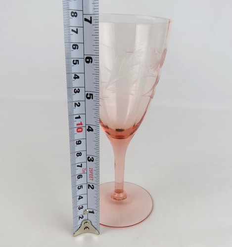 Depression Etched Pink Wine Glasses Set of 3, Etched Flowers (8 oz capacity) - Picture 10 of 11