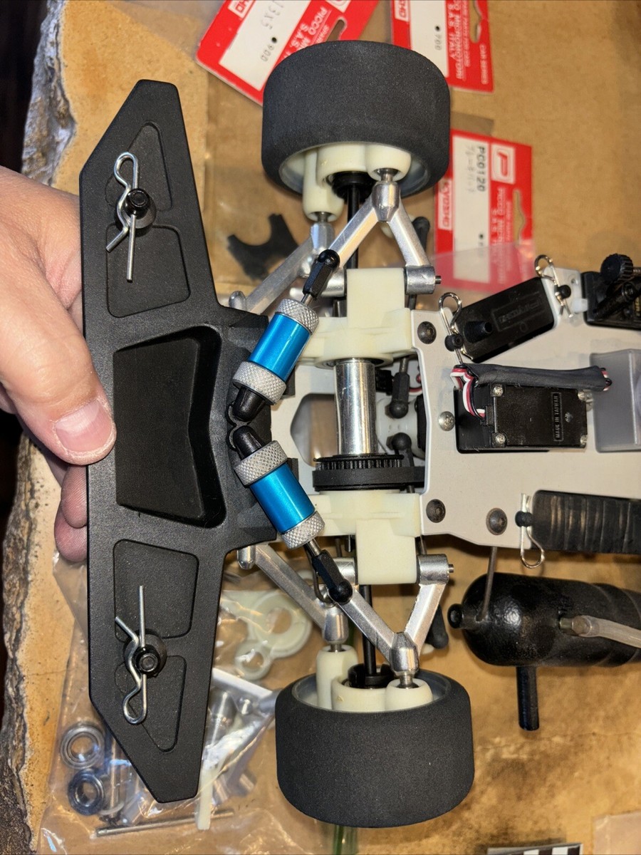 レヴ３００Ｓ　キョーショー Kyosho Lazer ZX-S Evolution restoration, Part 6 (roller
