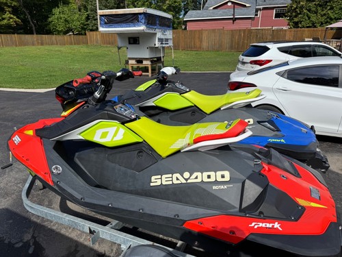 Seadoo Spark Trixx and Seadoo Spark