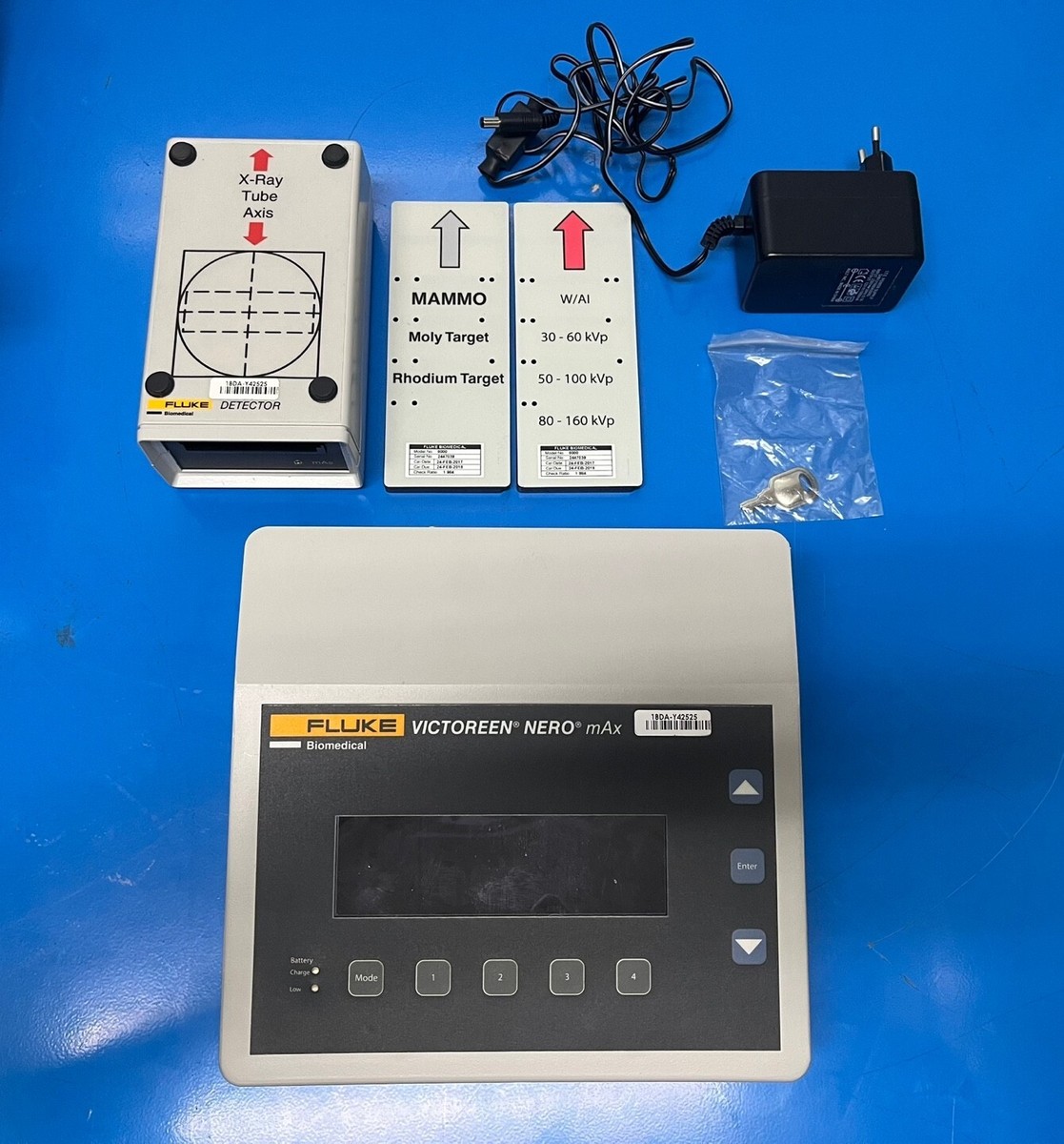 Fluke Biomedical 8000 : Victoreen NERO mAx X-ray test device (7039