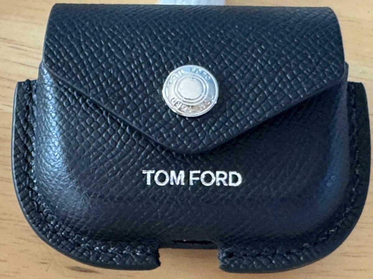 TOM FORD ブラックレザー イヤホンケース Tom Ford Black Leather Case for Apple AirPods - Authenticated by