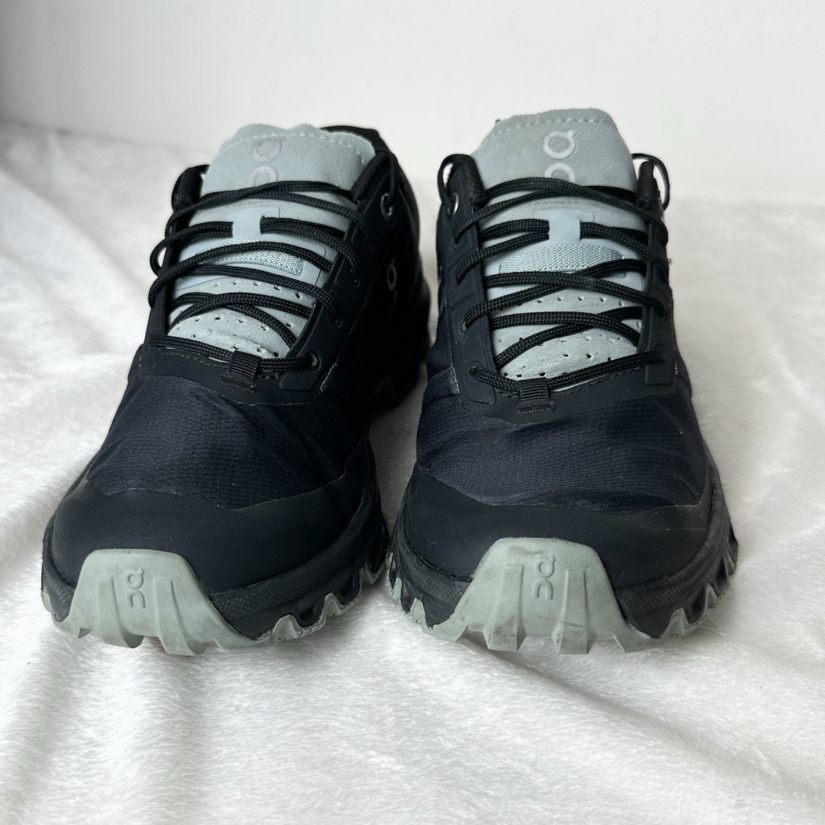 On Cloudventure Trail Running Sneakers Black Cobblestone  display picture 1