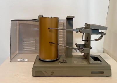 Oakton Hygrothermograph, Model 37250-10, Spring wound 2-Speed