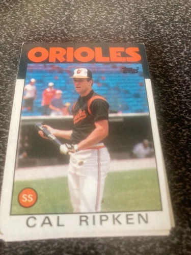 1986 TOPPS BASE & TRADED BASEBALL CARDS YOU PICK