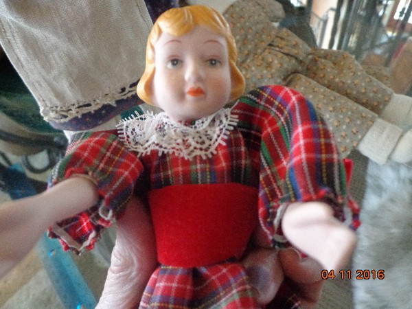 artmark porcelain dolls