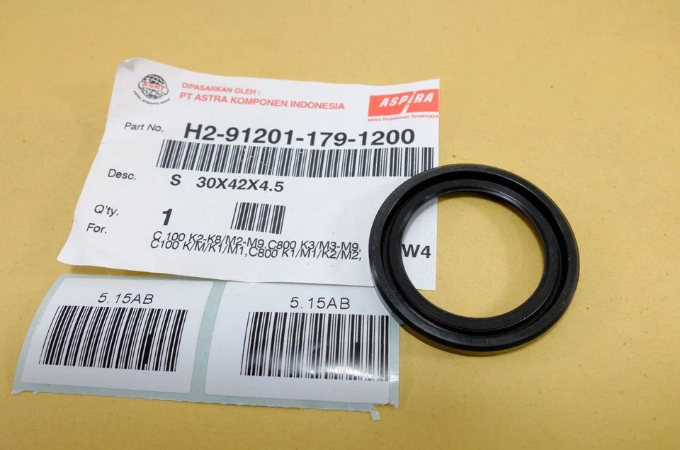 Honda Oil Seal 30X42x4.5 C100 K2-K8 M2-M9 C800 - Image 2 of 2