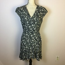 J Crew Mercantile Mini Wrap Dress Size 6 Womans Navy Floral Short Sleeve Ruffle