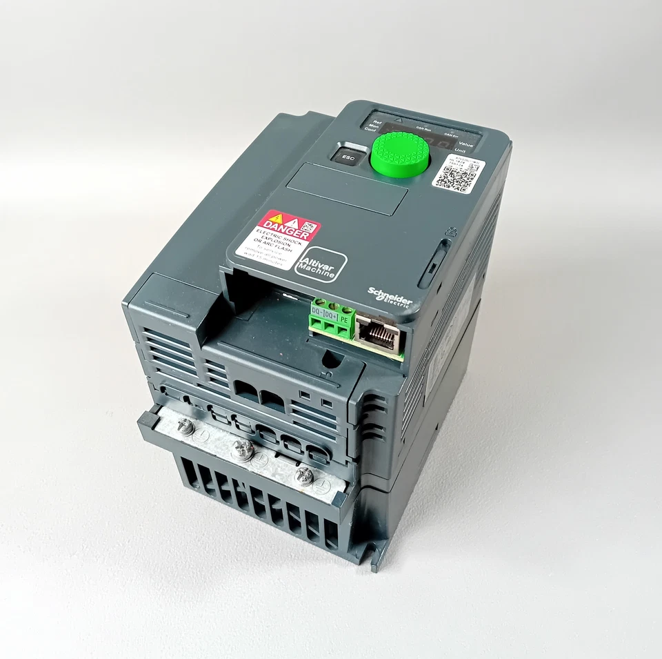 Schneider ATV320U11M2C Altivar 320