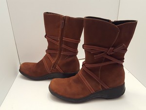 clarks boots artisan collection