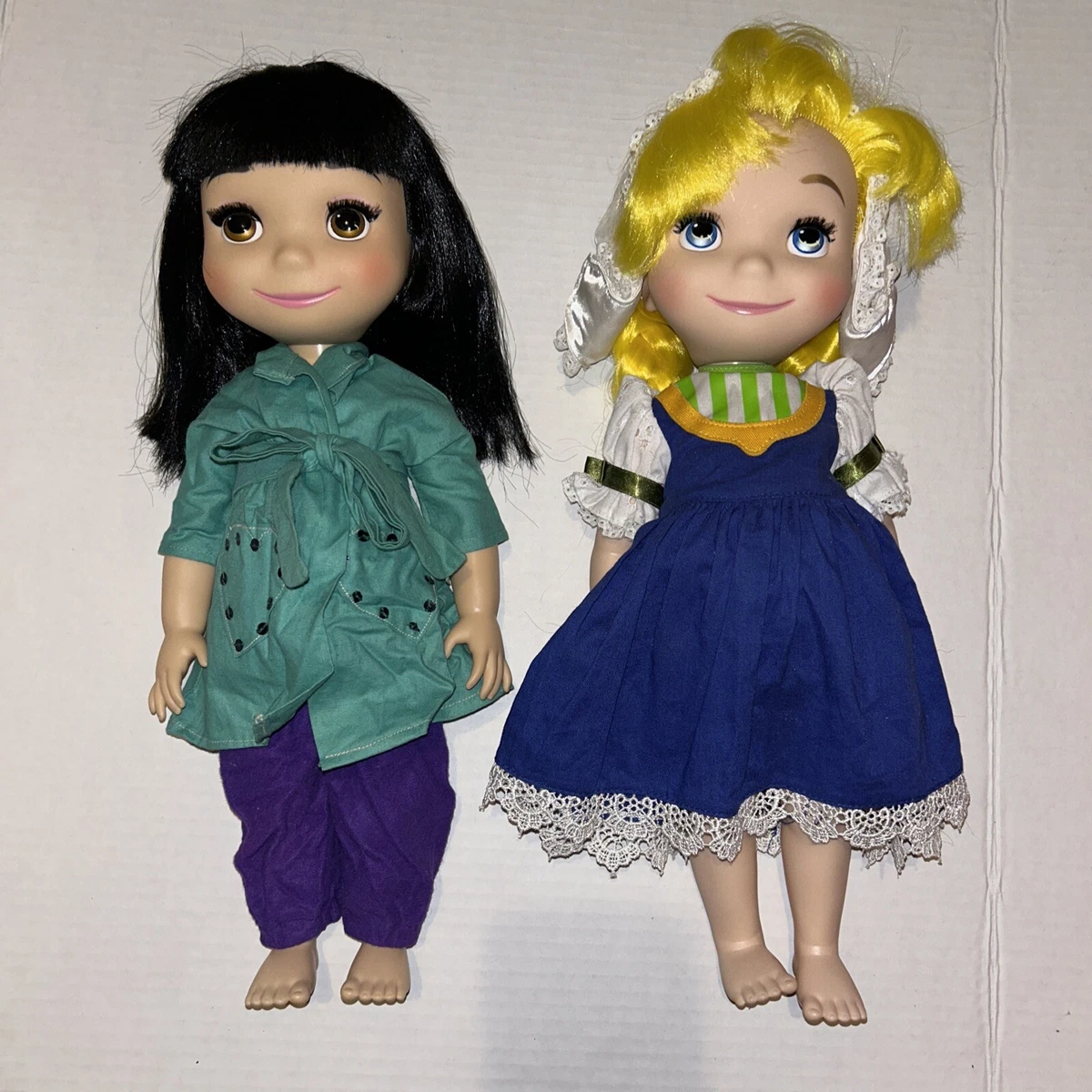 It's a small world 2024 singing dolls