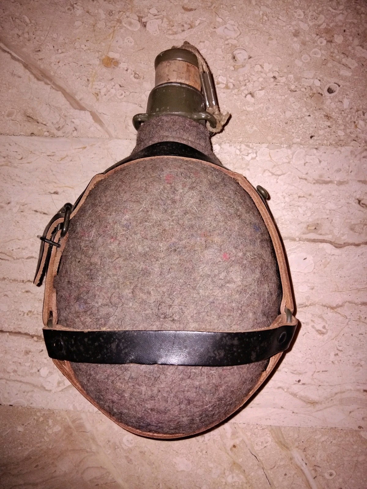 Picture 2 of 4