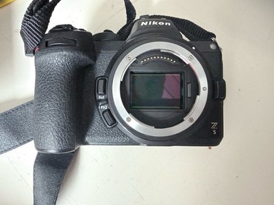 Nikon Z 5 24,3MP Spiegellose Systemkamera (Body) nur etwa 11370 Auslösungen
