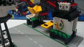 LEGO Trains: Freight and Crane Railway (4565)100%COMPLETE w/Box