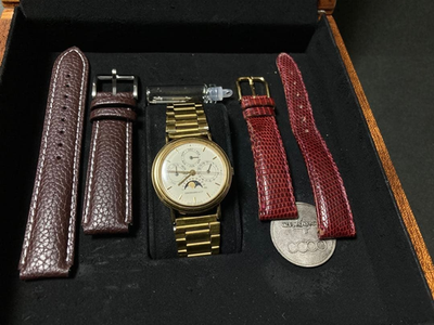 Eberhard Les Quantiemes 36011 Moonphase Complete Calendar Gold
