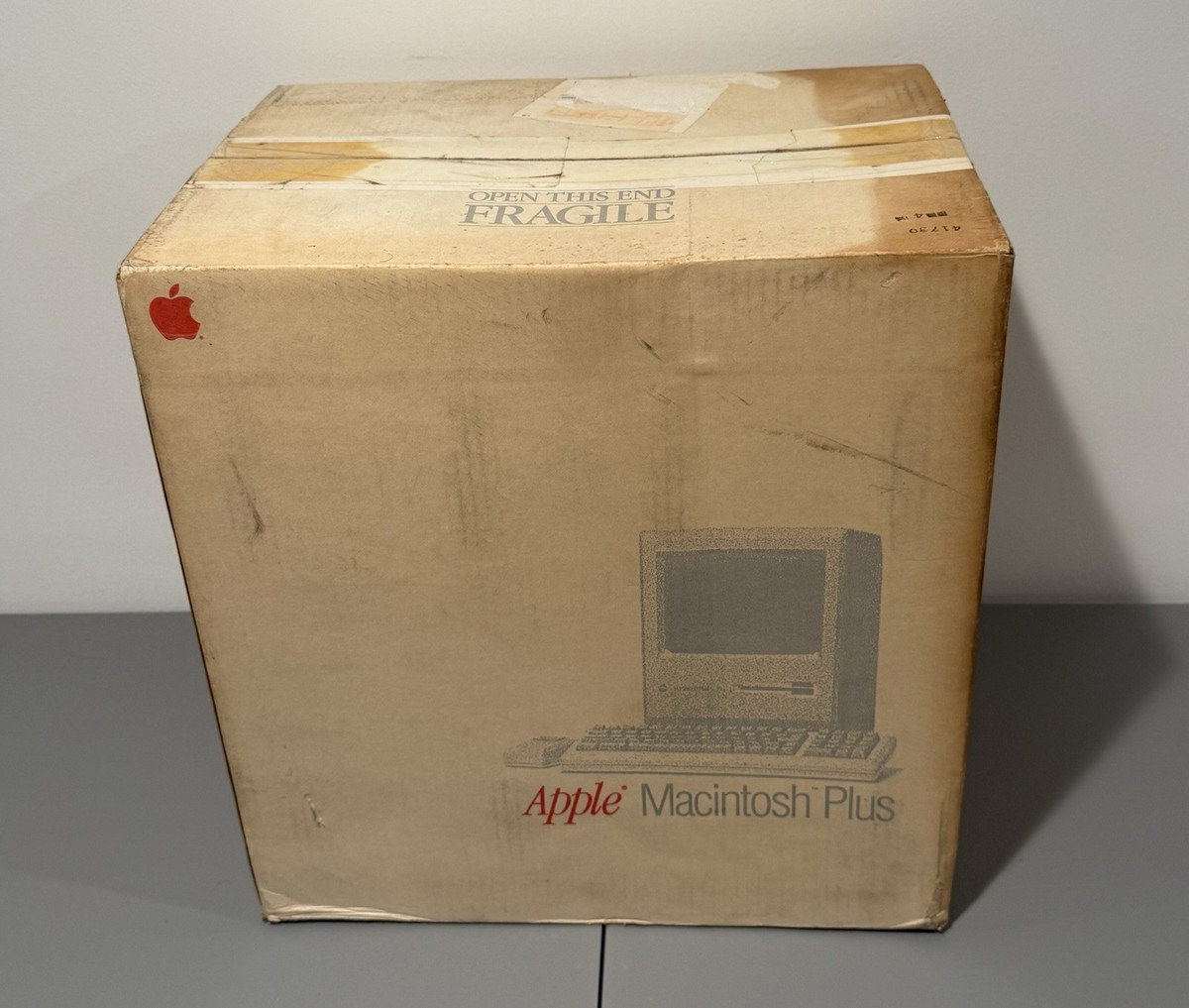 FACTORY SEALED Never Opened Apple Macintosh plus Brand New In Box