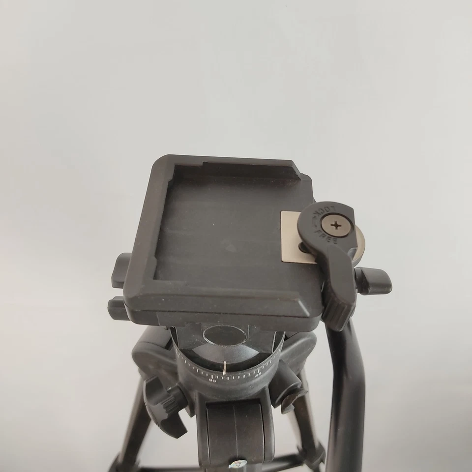 Benro  Camera Tripod Aluminium Adjustable Photo Video Stand Black - Image 3 of 4