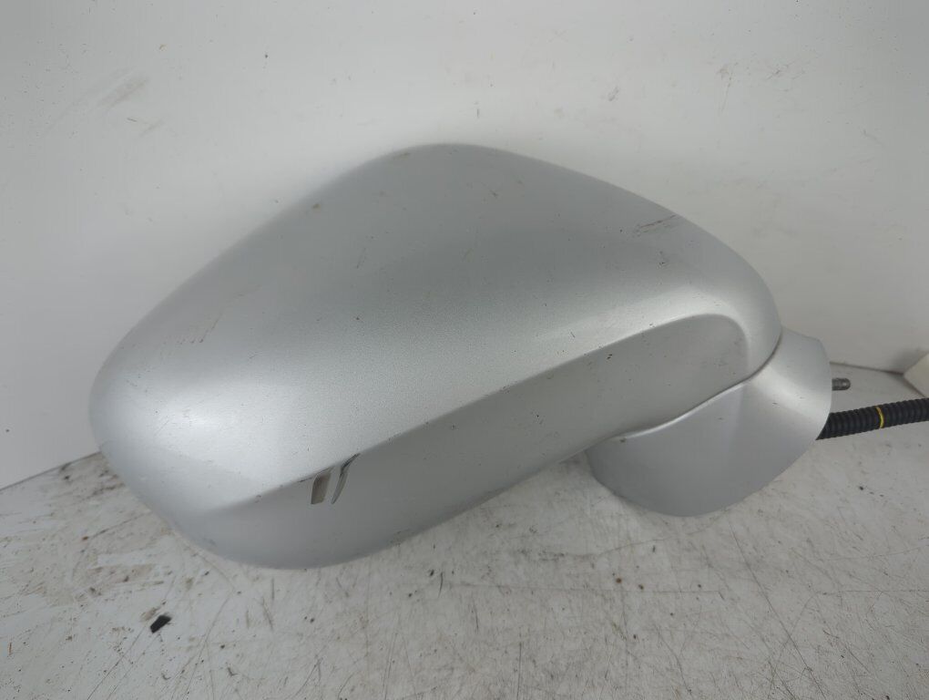 Picture 1 of 6