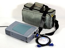 Canon LCD projector LV7105 U LV-7105U with cables  case; TESTED, WORKING