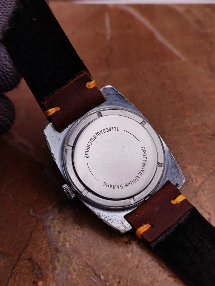 Reloj militar soviético Vostok Komandirskie 18 joyas URSS ruso MO URSR hombres Foto 4 de 4